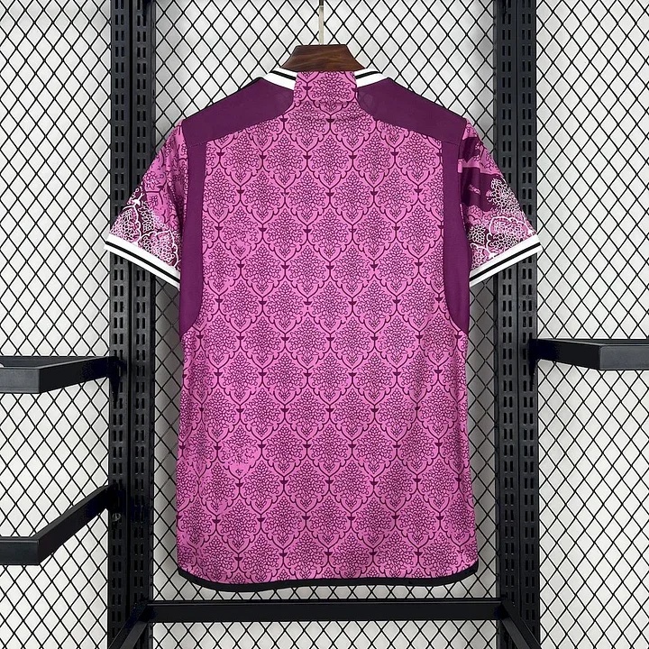 Maillot Real Madrid Concept Rose 2024-25 — vue alternative